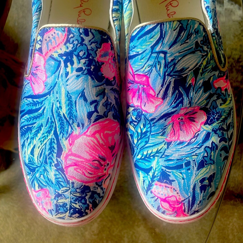 Lilly Pulitzer  Slip-On Sneakers 8.5 - Picture 2 of 6